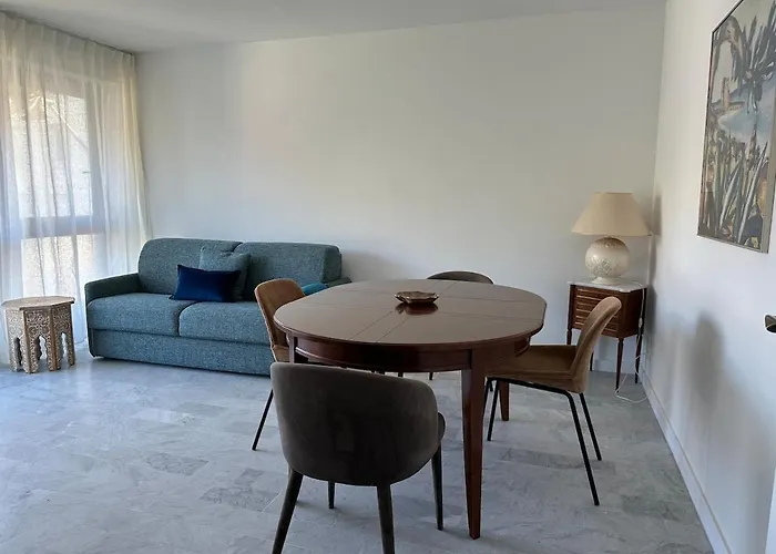 Апартаменти La Calade Сен-Рафаель